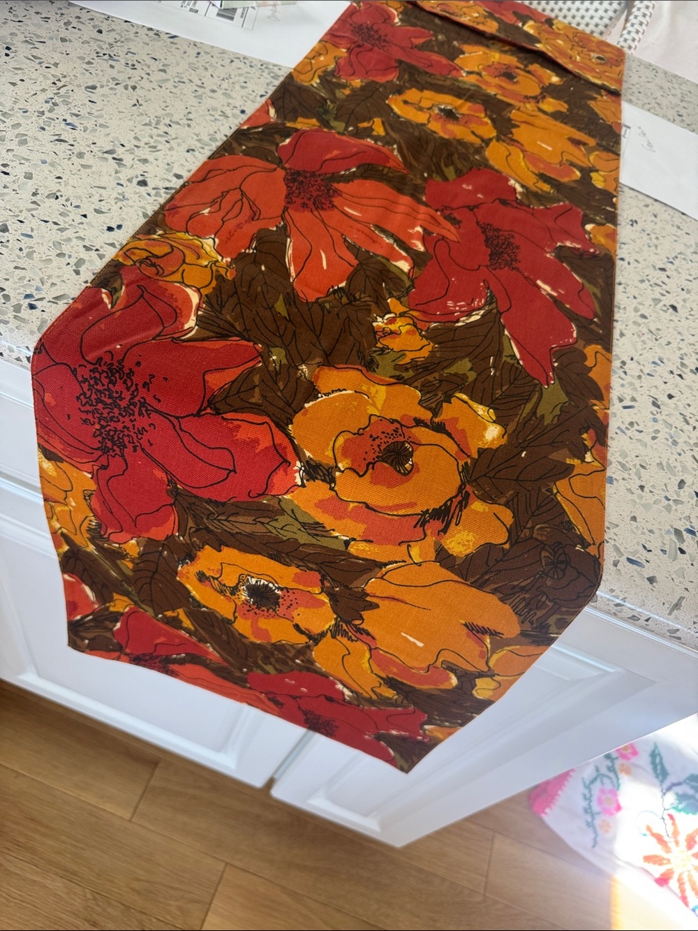 Vintage Vera Table Runner in Red & Orange Gold